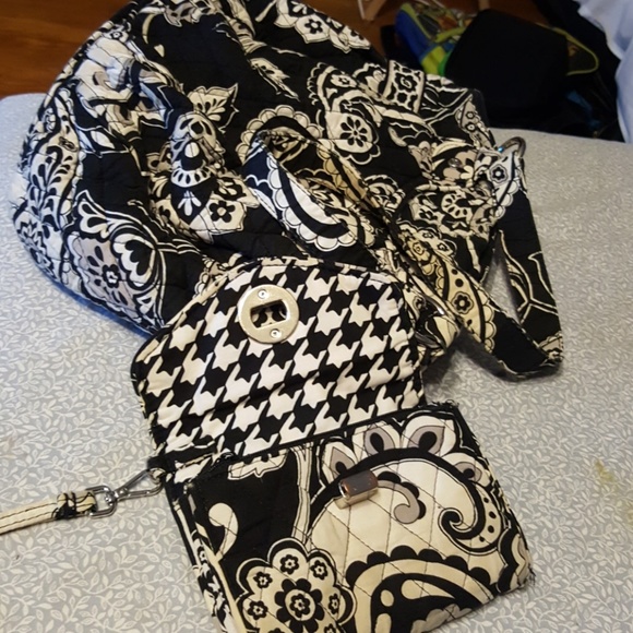 Vera Bradley - Picture 4 of 4